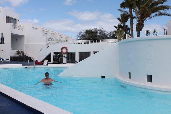 Las Terrazas Pool Bar