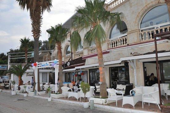 Sandal Bar