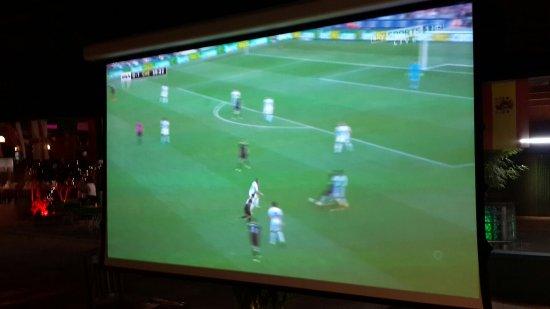 CHANG Sports Bar