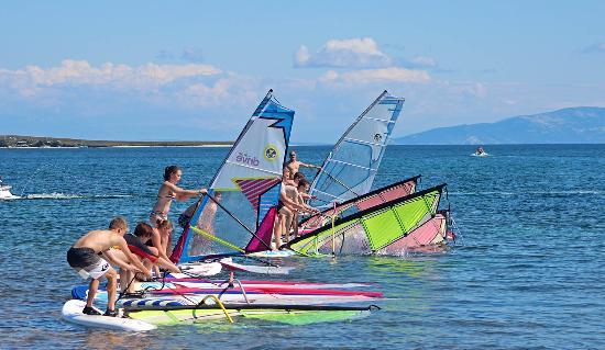 Tsunami Windsurfing