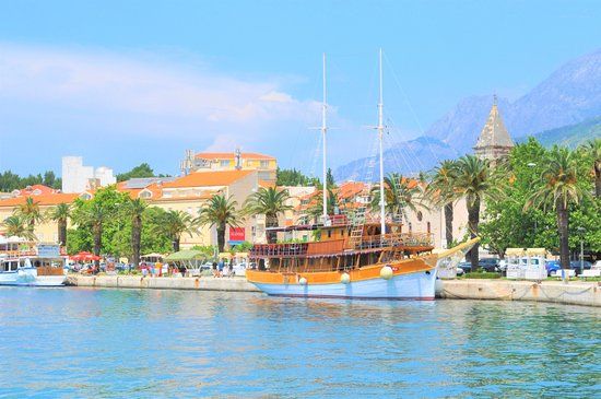 Port w Makarskiej