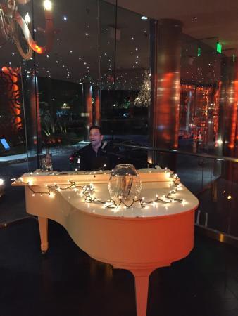 Side Bar at the Riviera Hotel