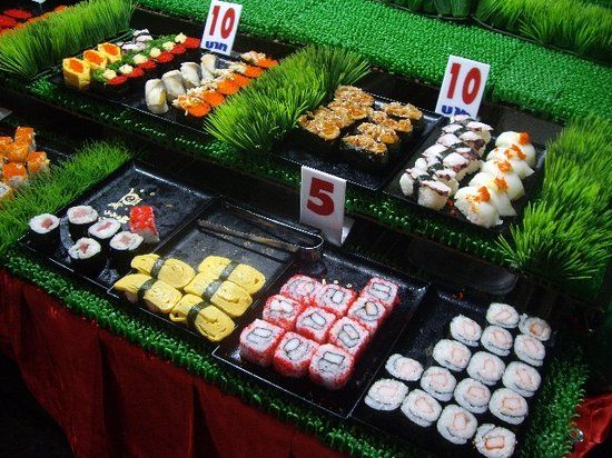 Saturday Night Steet Market Wua Lai Rd