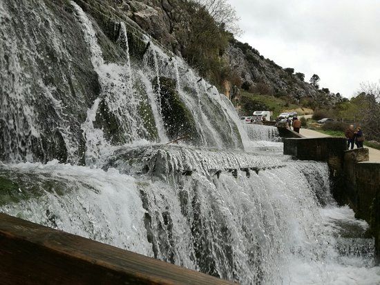 Fuente de los Cien Caños