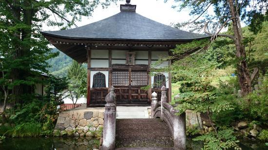 Ankokuji Temple