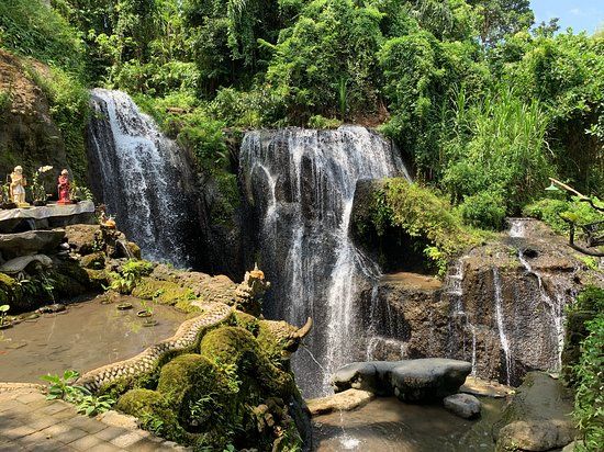 Beji Griya Waterfall
