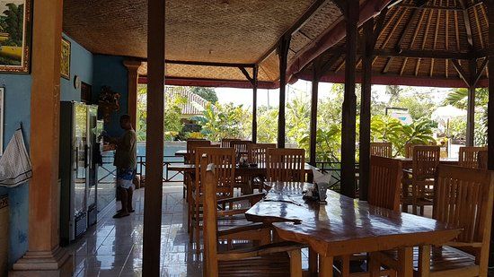 Warung Made
