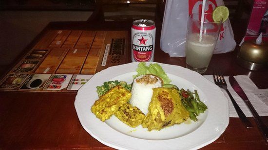 Prologue kitchen and bar