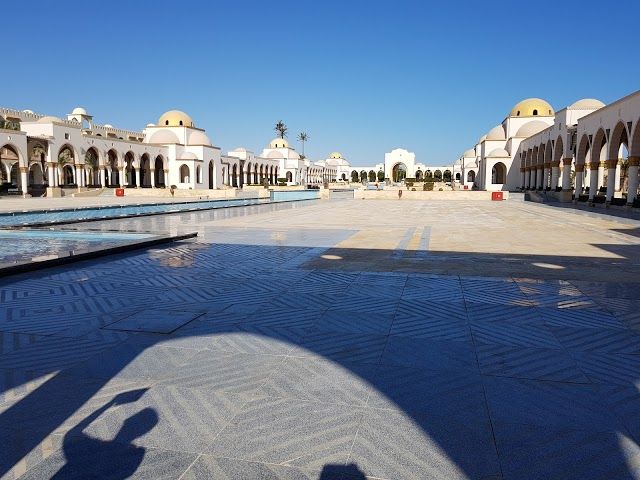 Sailors Beach Club