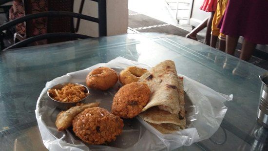Anna Pooram Vegetarian Restaurant