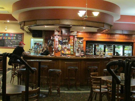 Seven Mile Inn