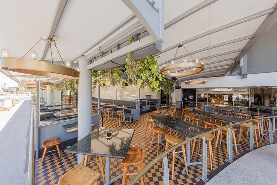 Pig 'N' Whistle Indooroopilly