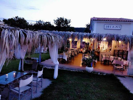 Dreams Beach Restaurant Bar