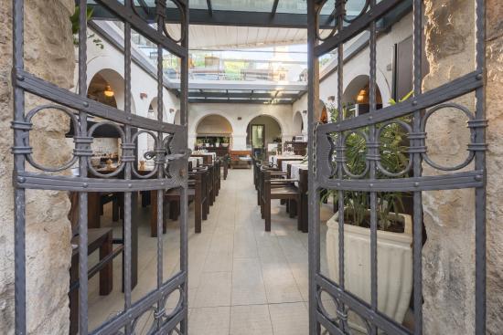 Passarola Restaurant