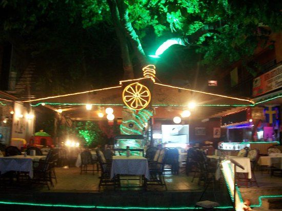 Sofra Restaurant & Cafe