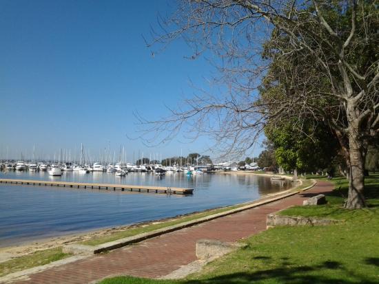 Matilda Bay Reserve