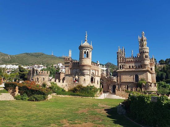 Colomares slott