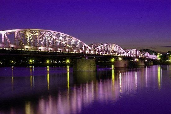 Truong Tien Bridge