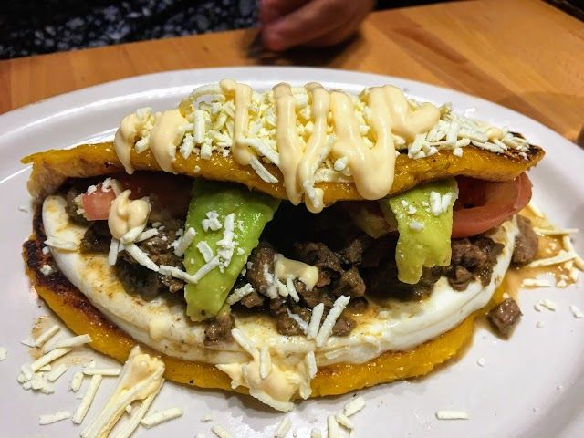 Doggi's Arepa Bar