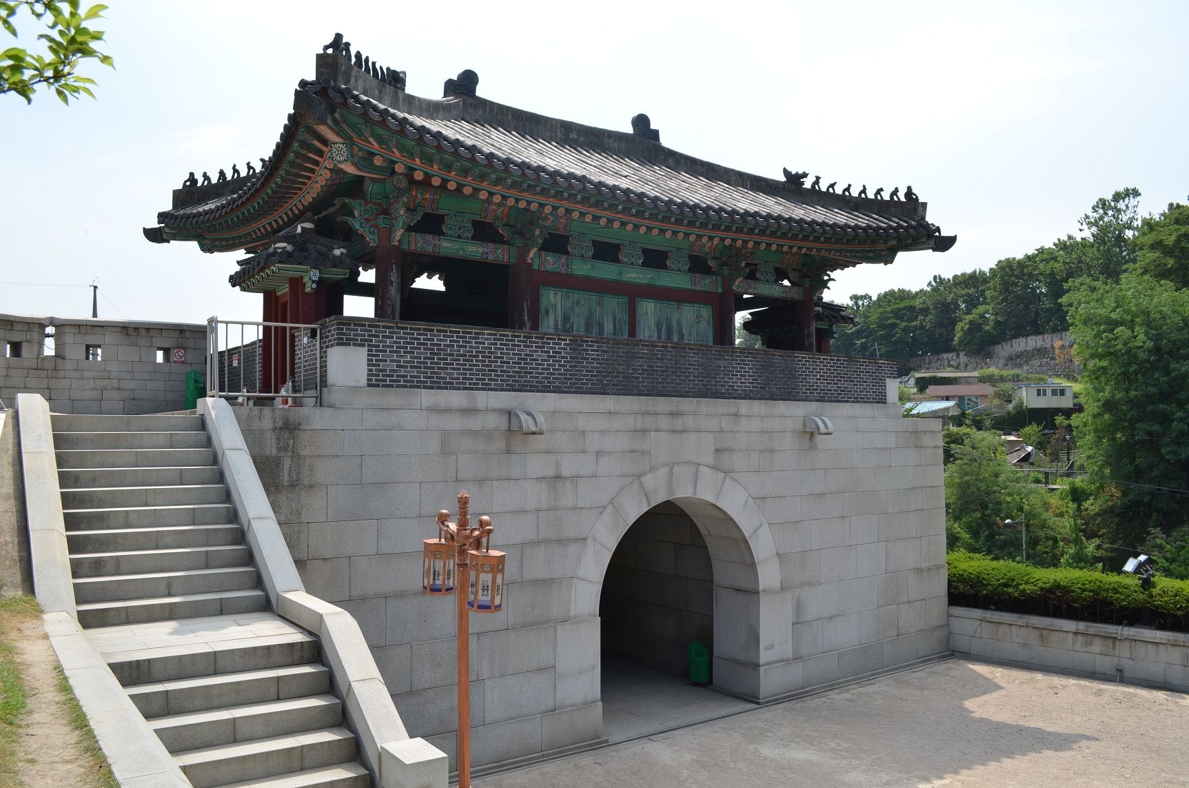 Porte Hyehwamun