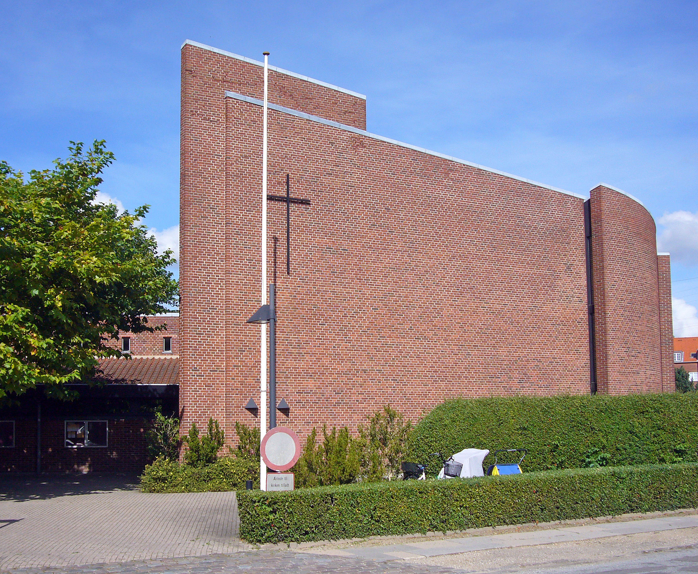 Husum Kirke