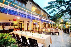 Green Heaven Restaurant & Bar