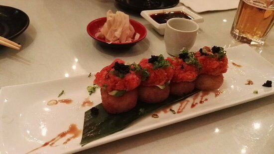 Sushi by H