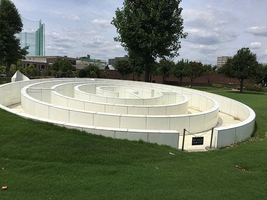 Chokoku Art Museum Sculpture Esaka