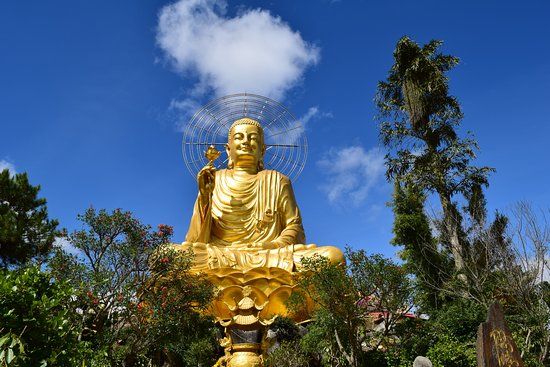 Statue of Golden Buddha