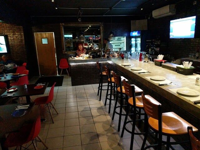 El Parrillón Pizzería & Churrasquería