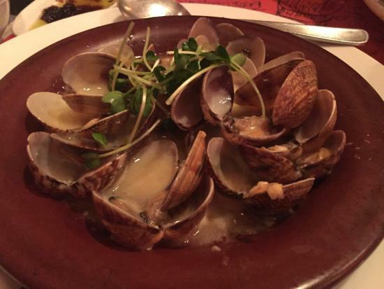 Chianti Pietra Piccolo Bar